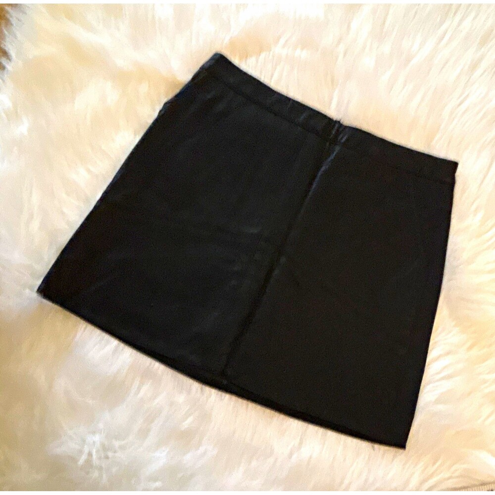 Lulus Womens Black Faux Leather Mini Skirt Size S Lined Zip Closure Pockets 511